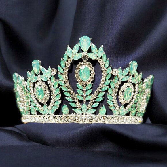 Princess Crown, Gemstone Crown, Beautiful Goddess Crown, Silver Bridal Crown